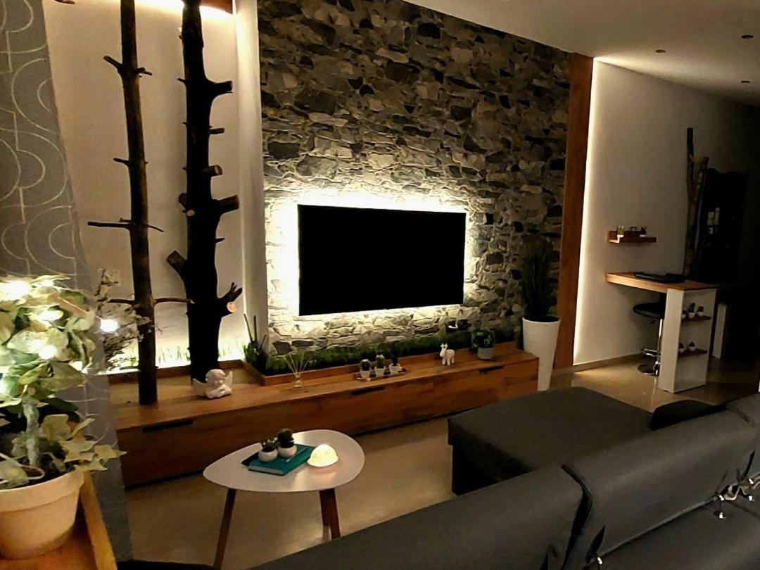 Sky View Suite Seres Zewnętrze zdjęcie