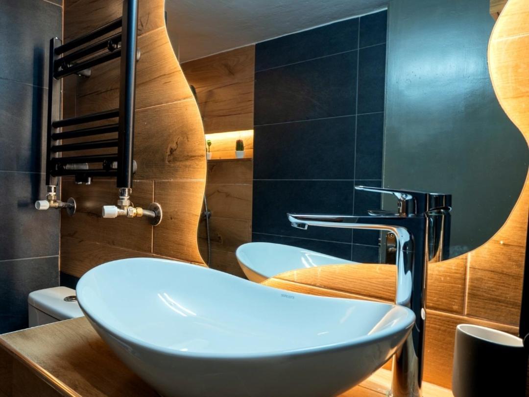 Sky View Suite Seres Zewnętrze zdjęcie