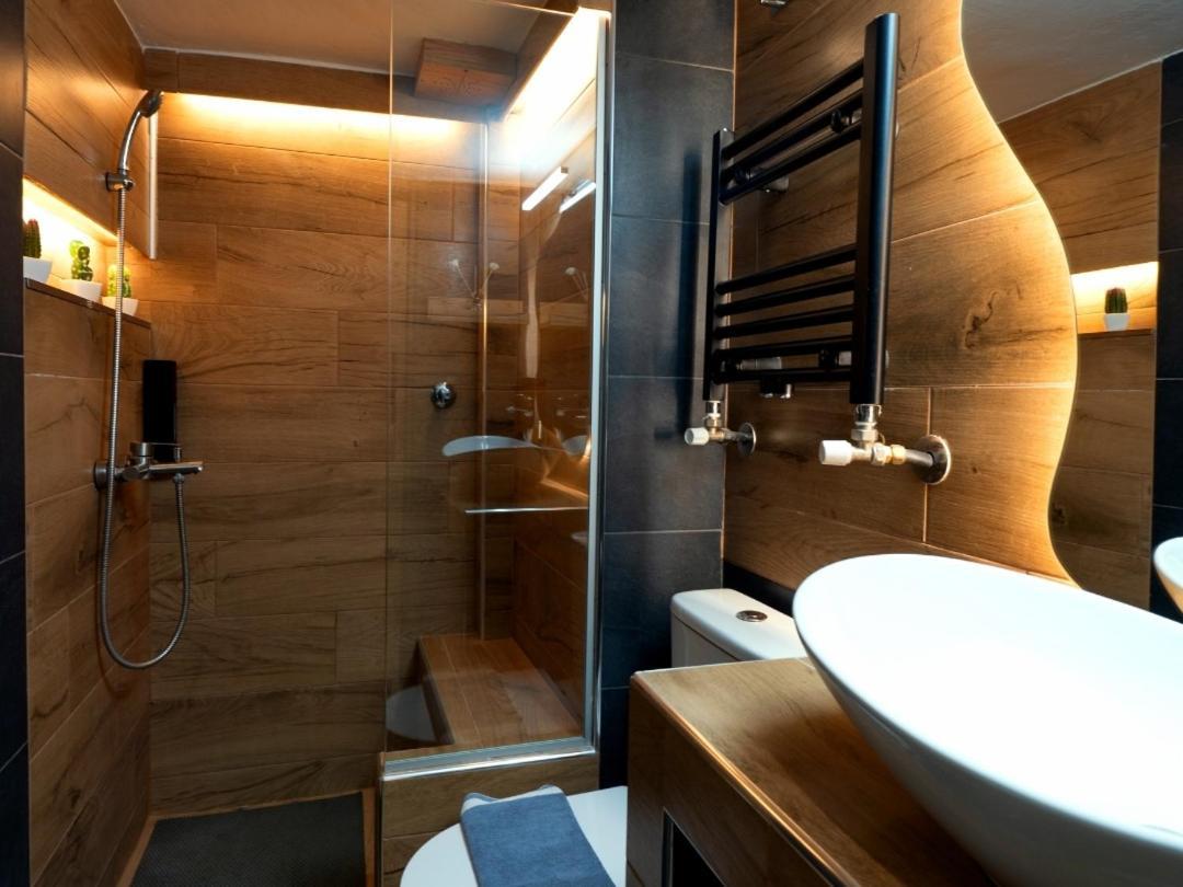Sky View Suite Seres Zewnętrze zdjęcie