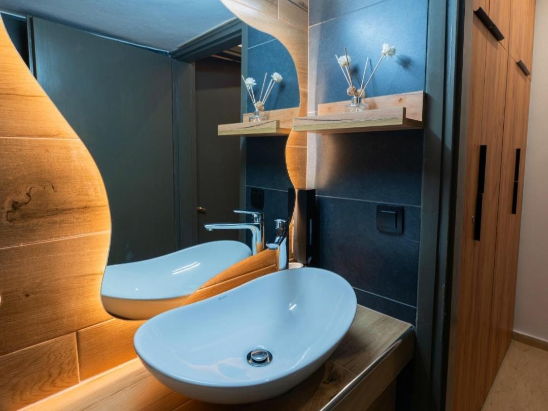 Sky View Suite Seres Zewnętrze zdjęcie